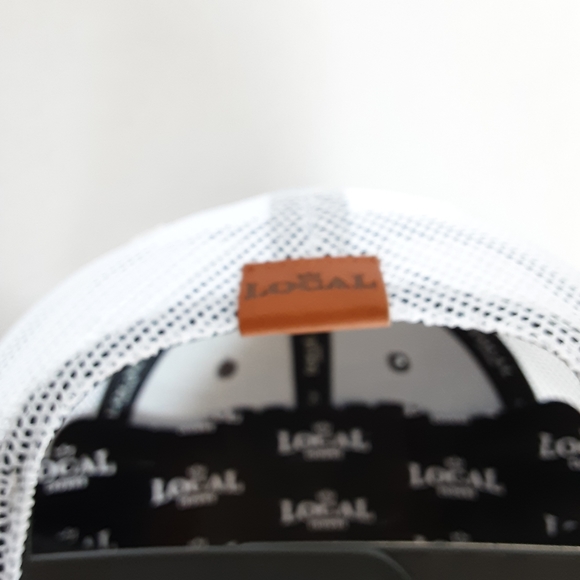 Local Crowns Americana Peace Sign Flag Fill Trucker Snapback Hat Cap Gray NWT - Picture 5 of 8